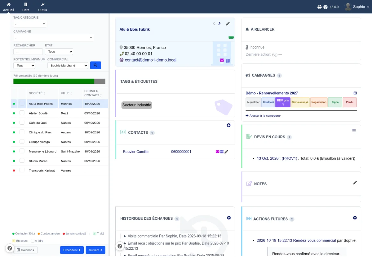 CapCRM prospect view: filterable list of third parties on the left, full card of the selected third party on the right